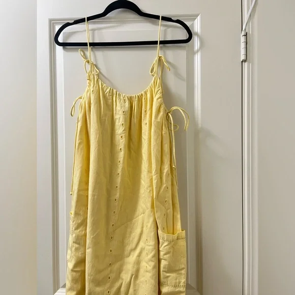 Zara floral emboridered eyelet scalloped tie strap maxi dress blogger favorite - Picture 6 of 7